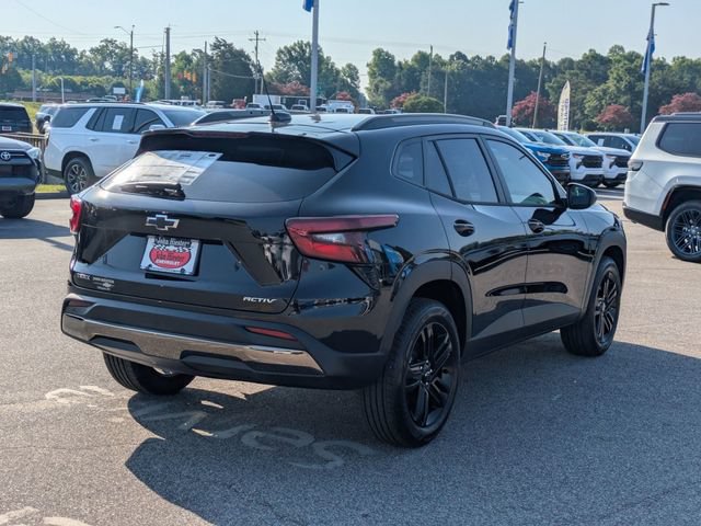 New 2026 Chevrolet Trax ACTIV w/ Driver Confidence Package FWD image 3