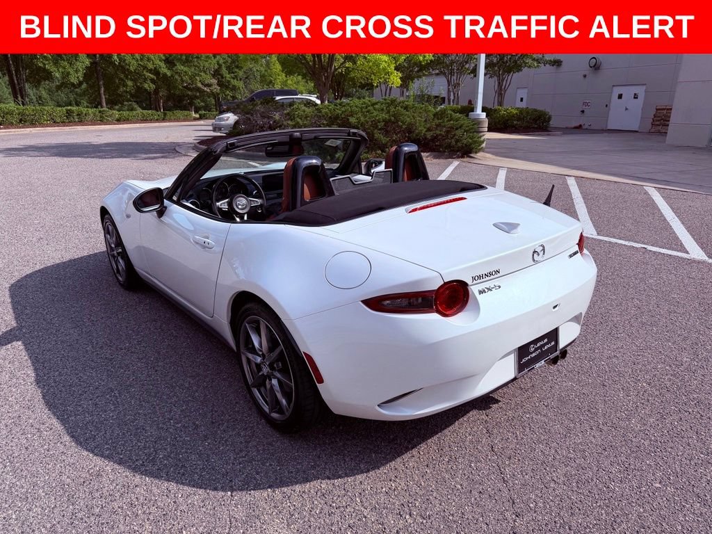 Used 2023 MAZDA MX-5 Miata Grand Touring RWD image 5