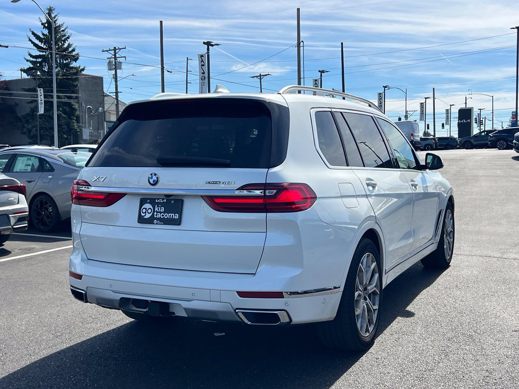 Used 2022 BMW X7 xDrive40i AWD/4WD image 9