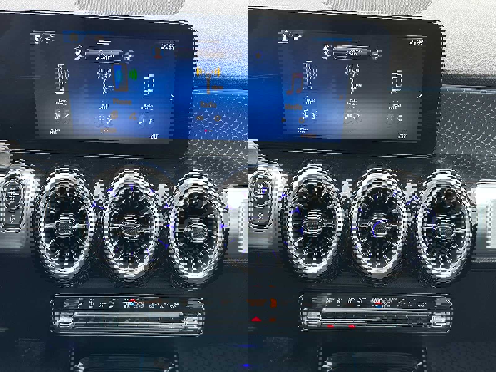 Used 2024 Mercedes-Benz GLB 250 4MATIC image 26