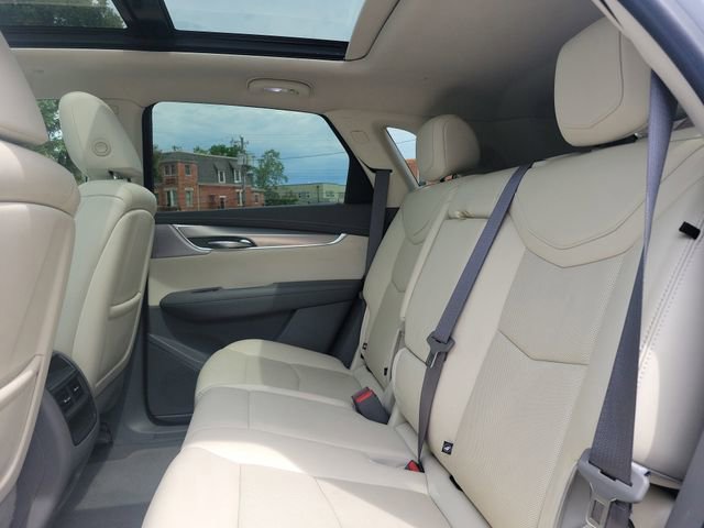 Used 2020 Cadillac XT5 Premium Luxury AWD/4WD image 25