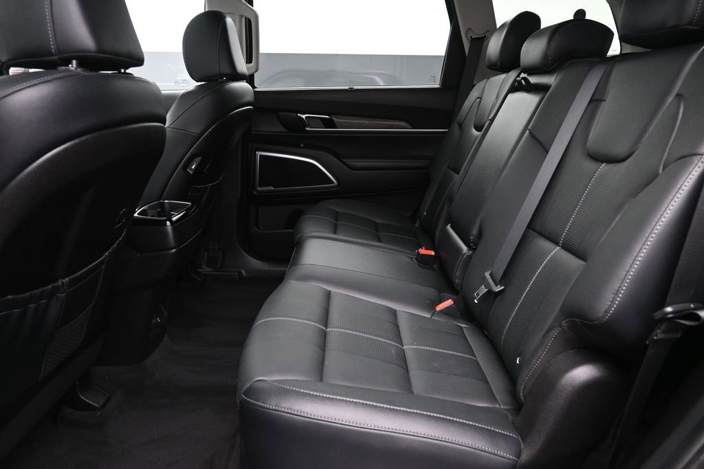 Used 2022 Kia Telluride EX FWD image 11