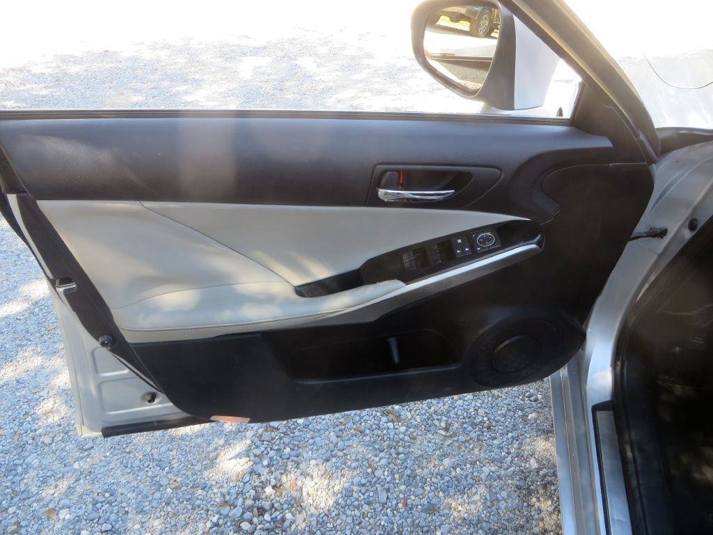 Used 2014 Lexus IS 250 AWD w/ Navigation Package image 11