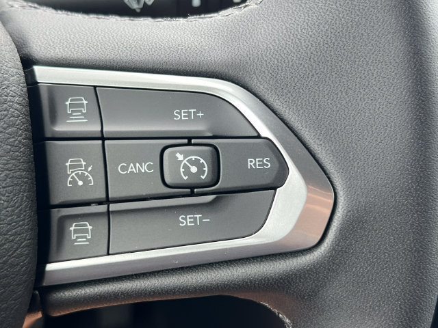 New 2026 Jeep Compass Limited AWD/4WD image 18
