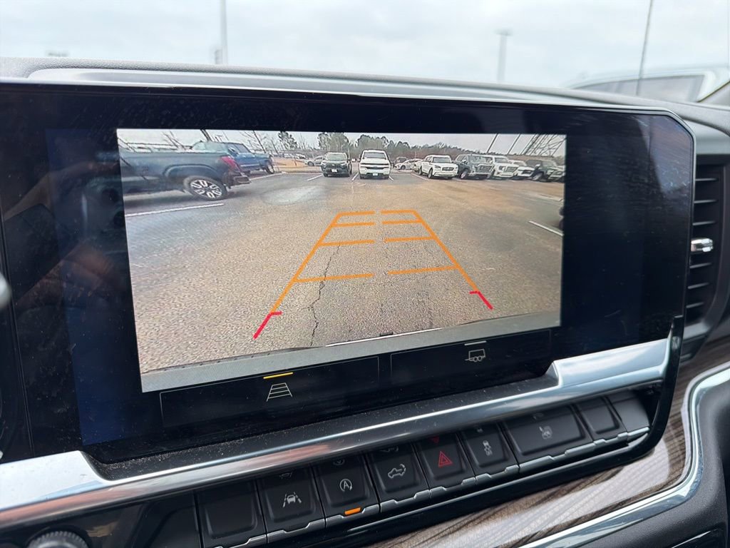 Used 2023 Chevrolet Silverado 1500 LT image 22