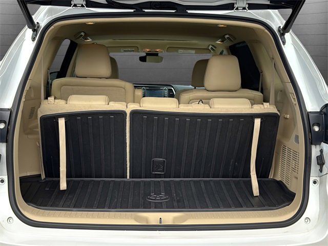 Certified 2018 Toyota Highlander XLE image 26
