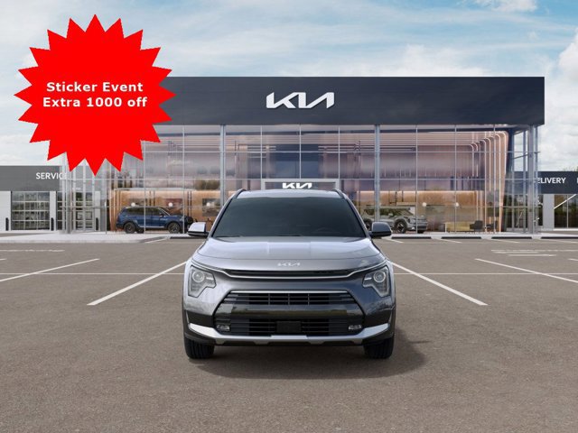 New 2025 Kia Niro EX Touring image 3