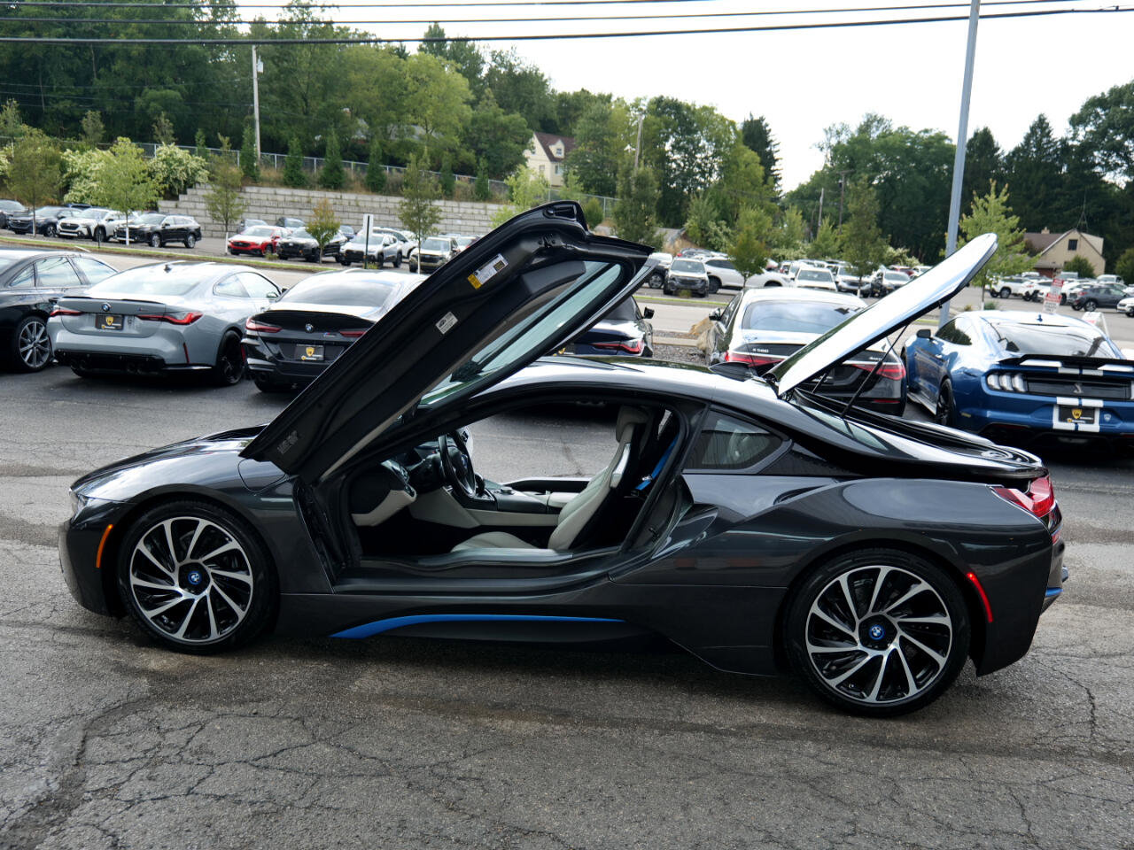Used 2015 BMW i8 image 58