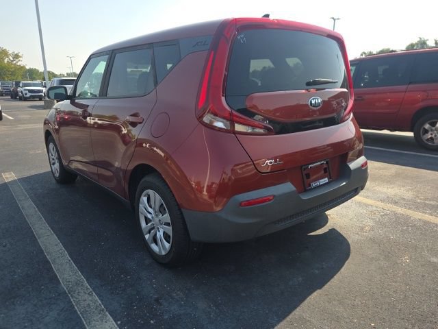 Used 2021 Kia Soul LX FWD image 9