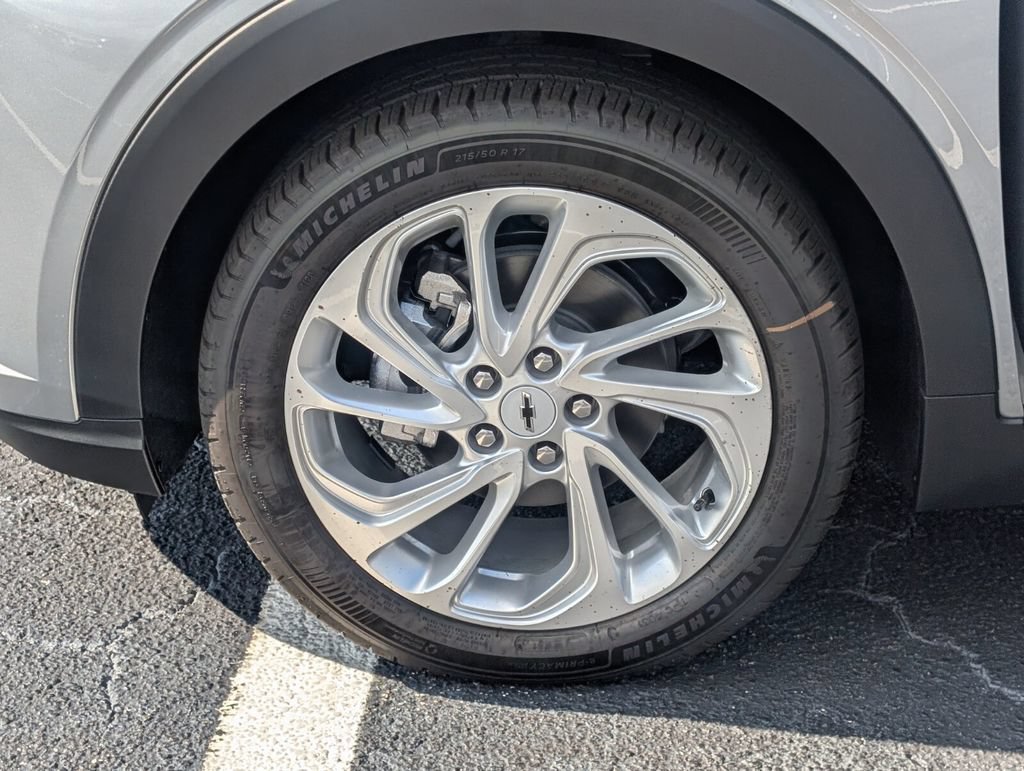 New 2027 Chevrolet Bolt LT FWD image 9