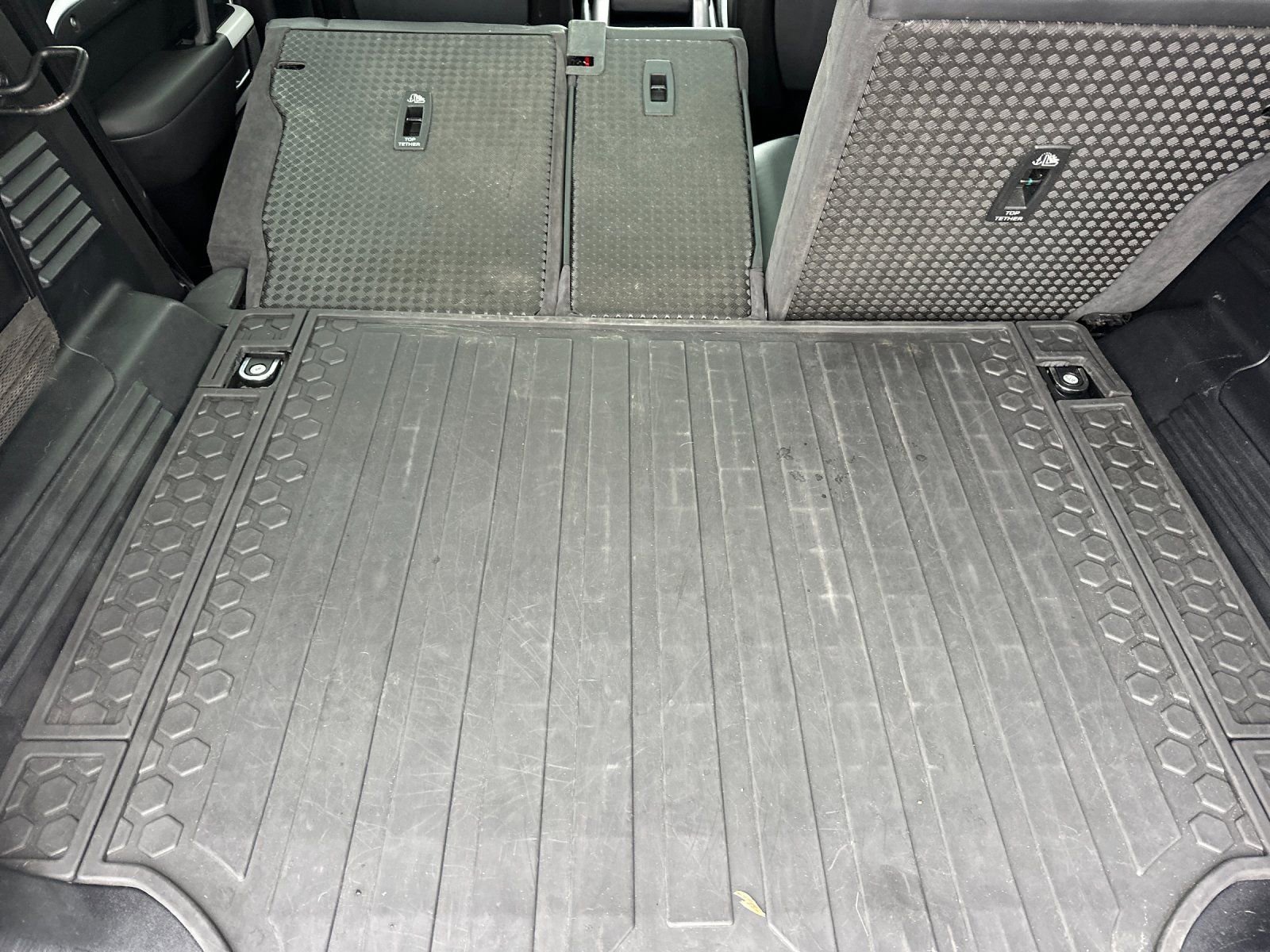 Used 2020 Land Rover Defender 110 HSE image 14