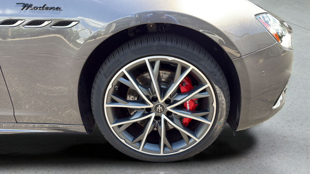 Used 2024 Maserati Ghibli Modena Ultima Q4 AWD/4WD image 13
