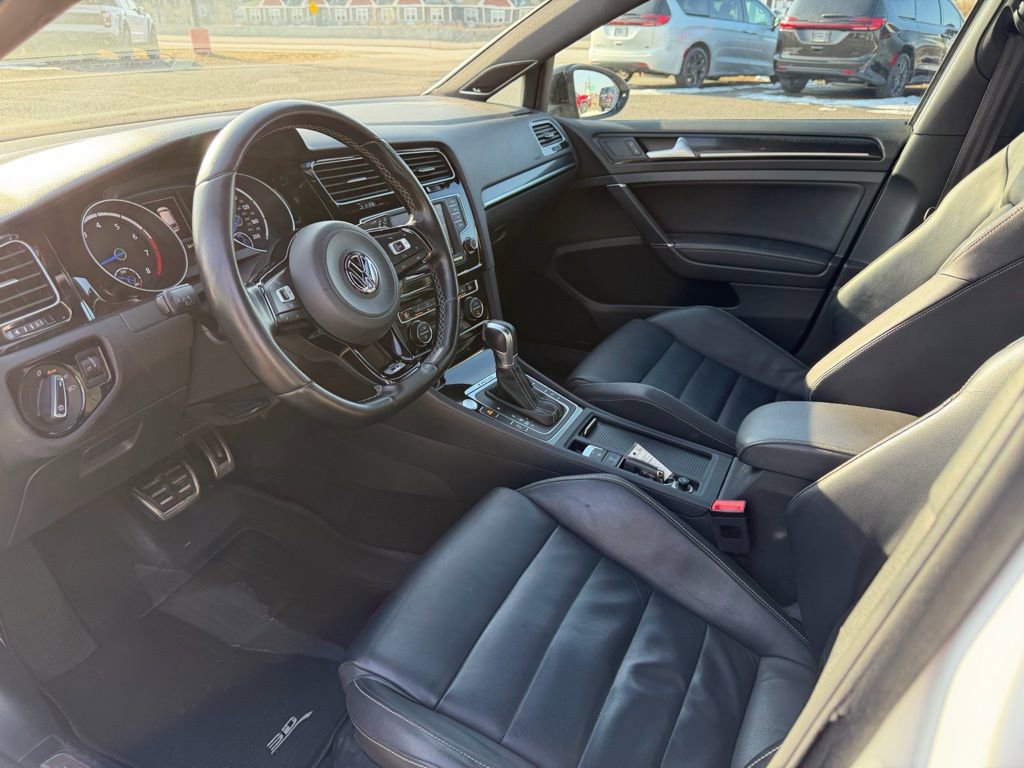 Used 2017 Volkswagen Golf R 4-Door AWD/4WD image 20