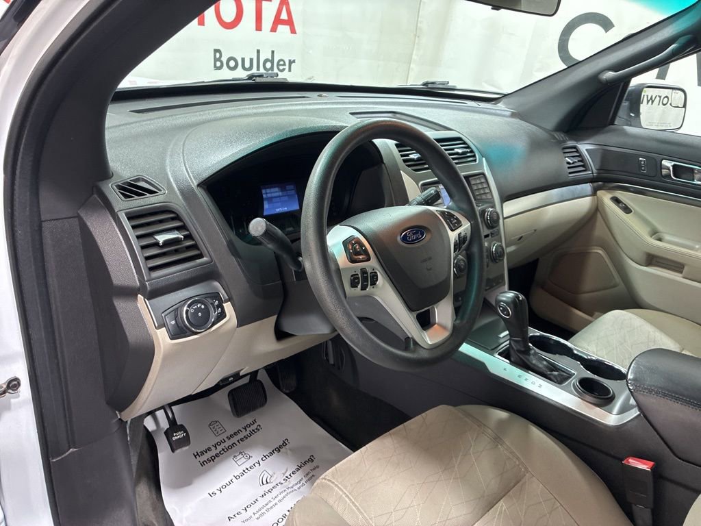 Used 2015 Ford Explorer FWD image 26