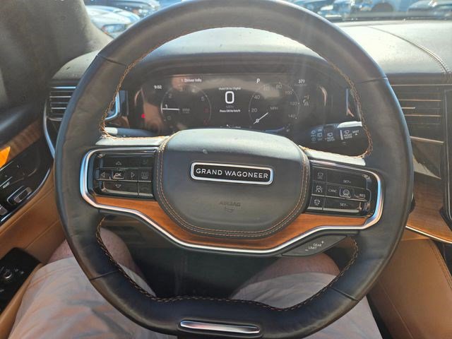 Used 2023 Jeep Grand Wagoneer L Series III w/ Rear Seat Video Group 1 AWD/4WD image 3