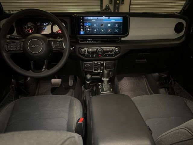 Used 2024 Jeep Wrangler Unlimited Sport image 26