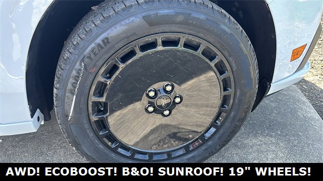 New 2025 Ford Maverick Lobo image 15