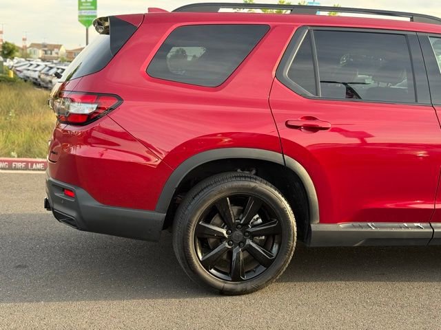 Used 2025 Honda Pilot Elite image 10