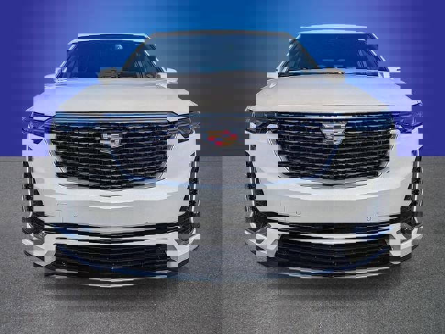 New 2025 Cadillac XT6 Luxury image 8