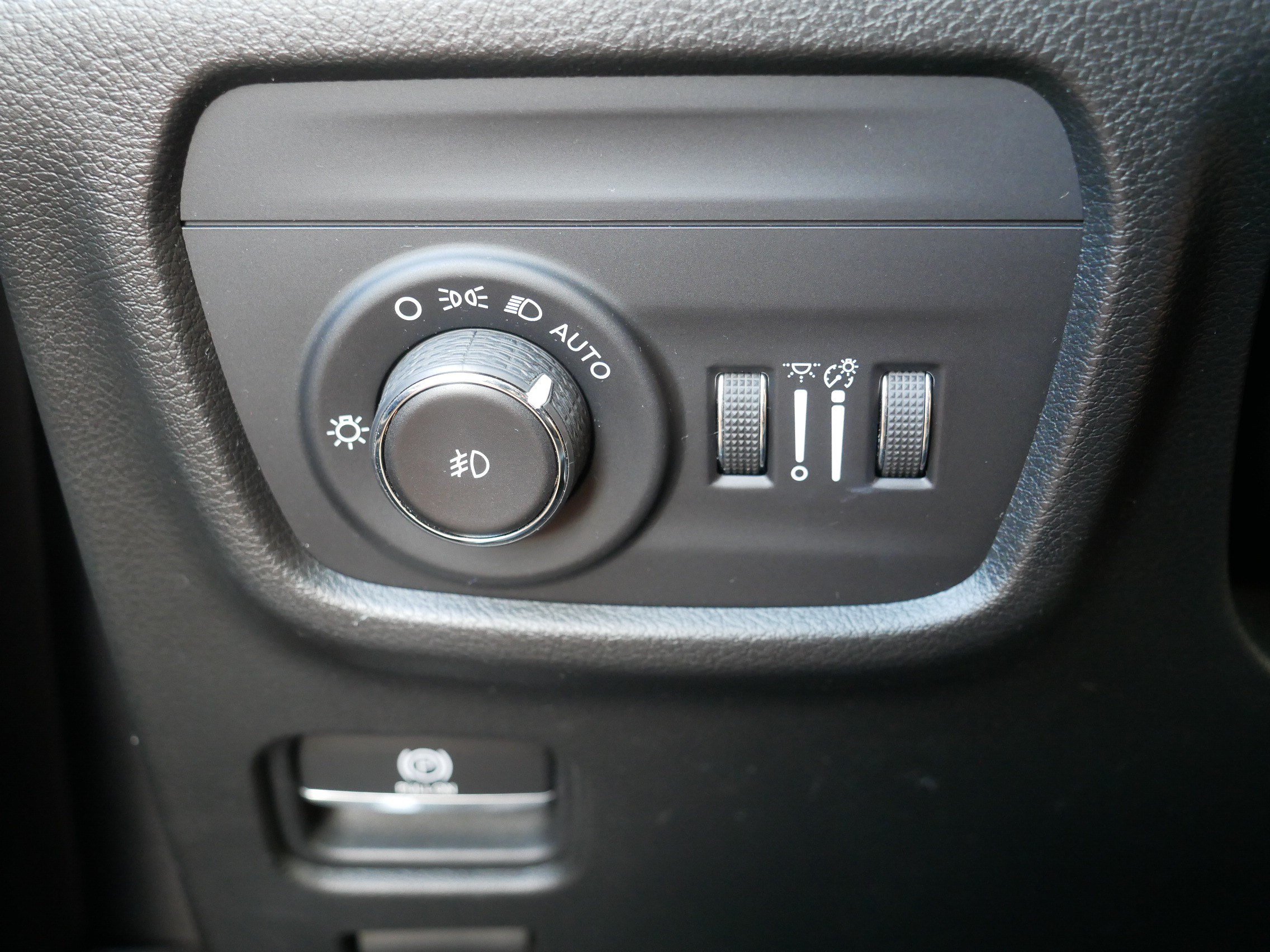 Used 2021 Jeep Grand Cherokee L Summit w/ Advanced Protech Group IV AWD/4WD image 26