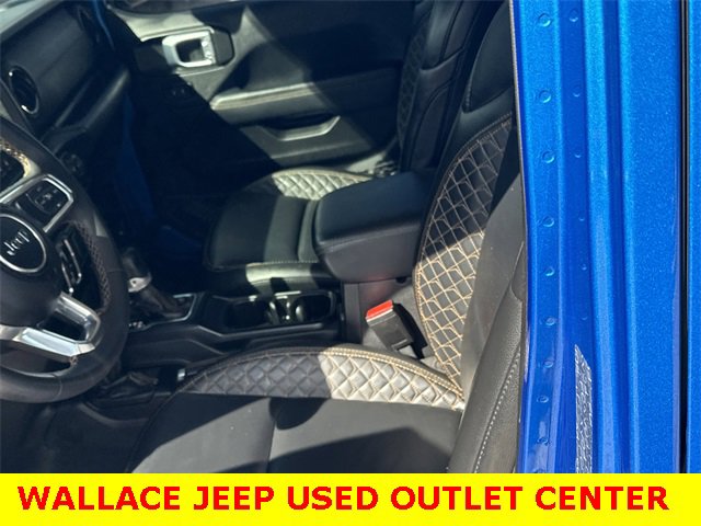 Used 2023 Jeep Gladiator Overland image 16