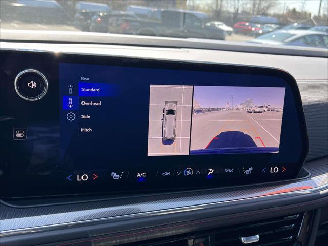 Used 2025 Chevrolet Suburban RST w/ Comfort Package image 32