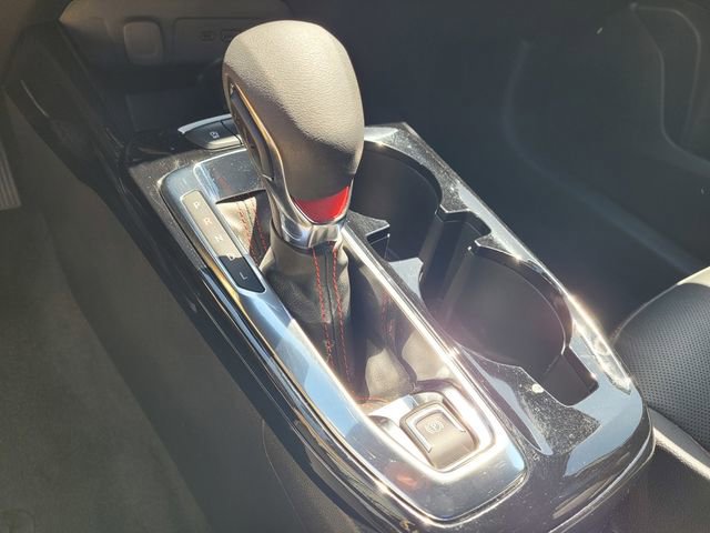 Used 2025 Chevrolet Trax RS w/ Driver Confidence Package FWD image 21