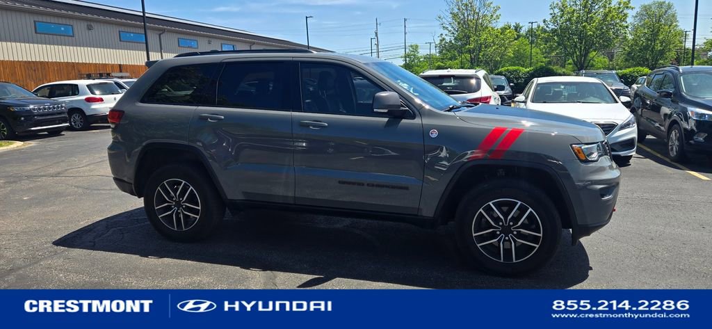 Used 2019 Jeep Grand Cherokee Trailhawk w/ Trailhawk Luxury Group AWD/4WD image 5