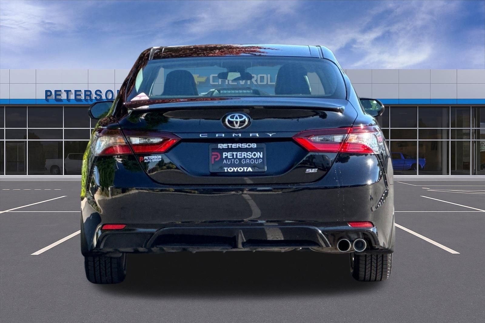 Used 2024 Toyota Camry SE FWD image 5
