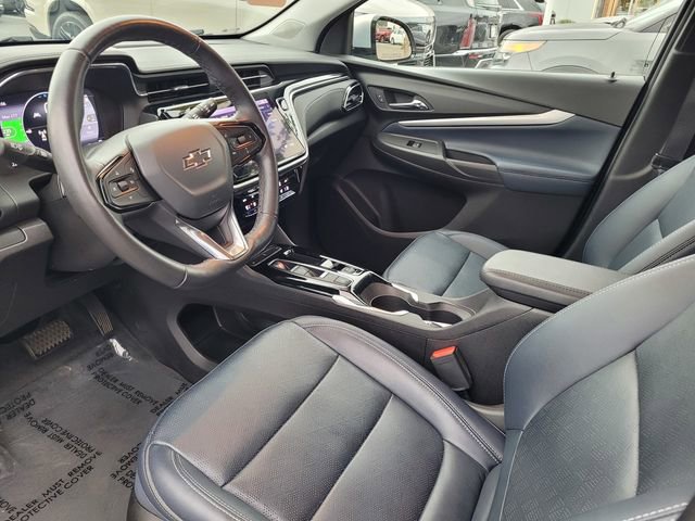Used 2022 Chevrolet Bolt EUV LT w/ Convenience Package image 11