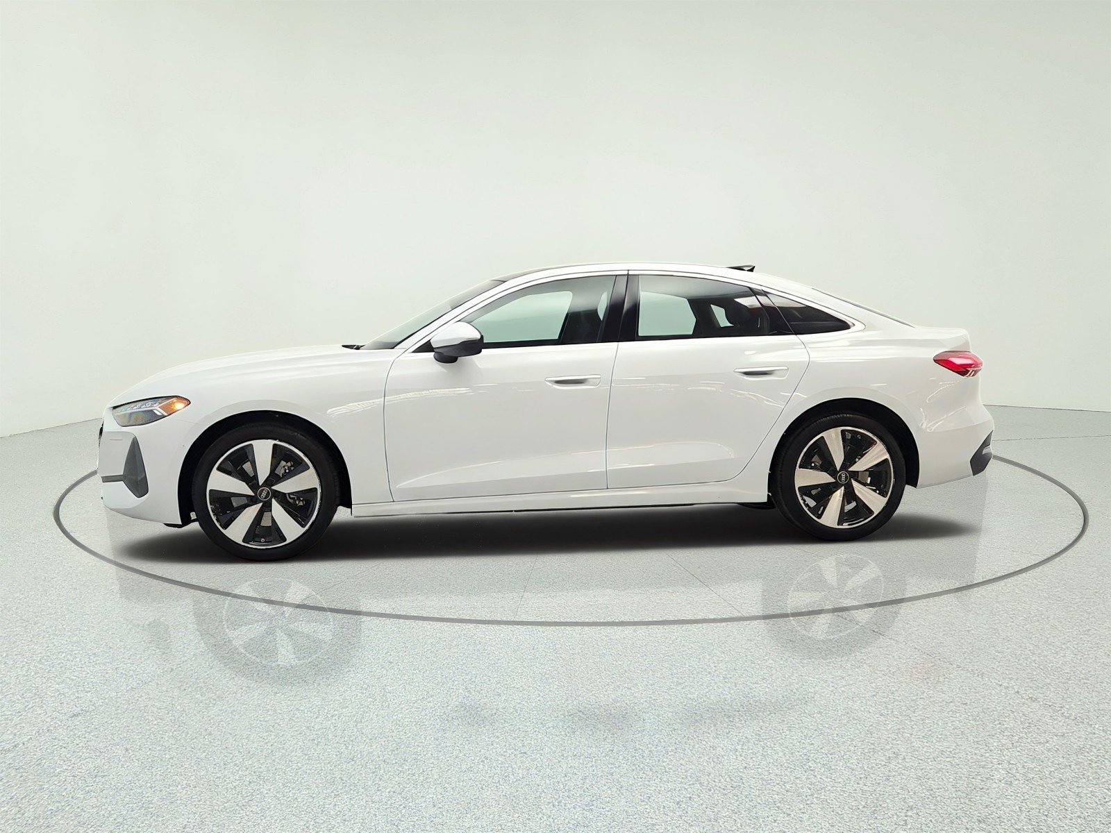 Used 2025 Audi A5 2.0T Premium Plus w/ Premium Plus AWD/4WD image 8