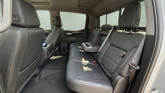 Used 2024 Chevrolet Silverado 1500 LT Trail Boss w/ Convenience Package II image 18