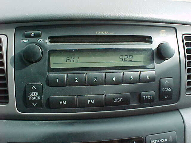 Used 2005 Toyota Corolla LE image 18