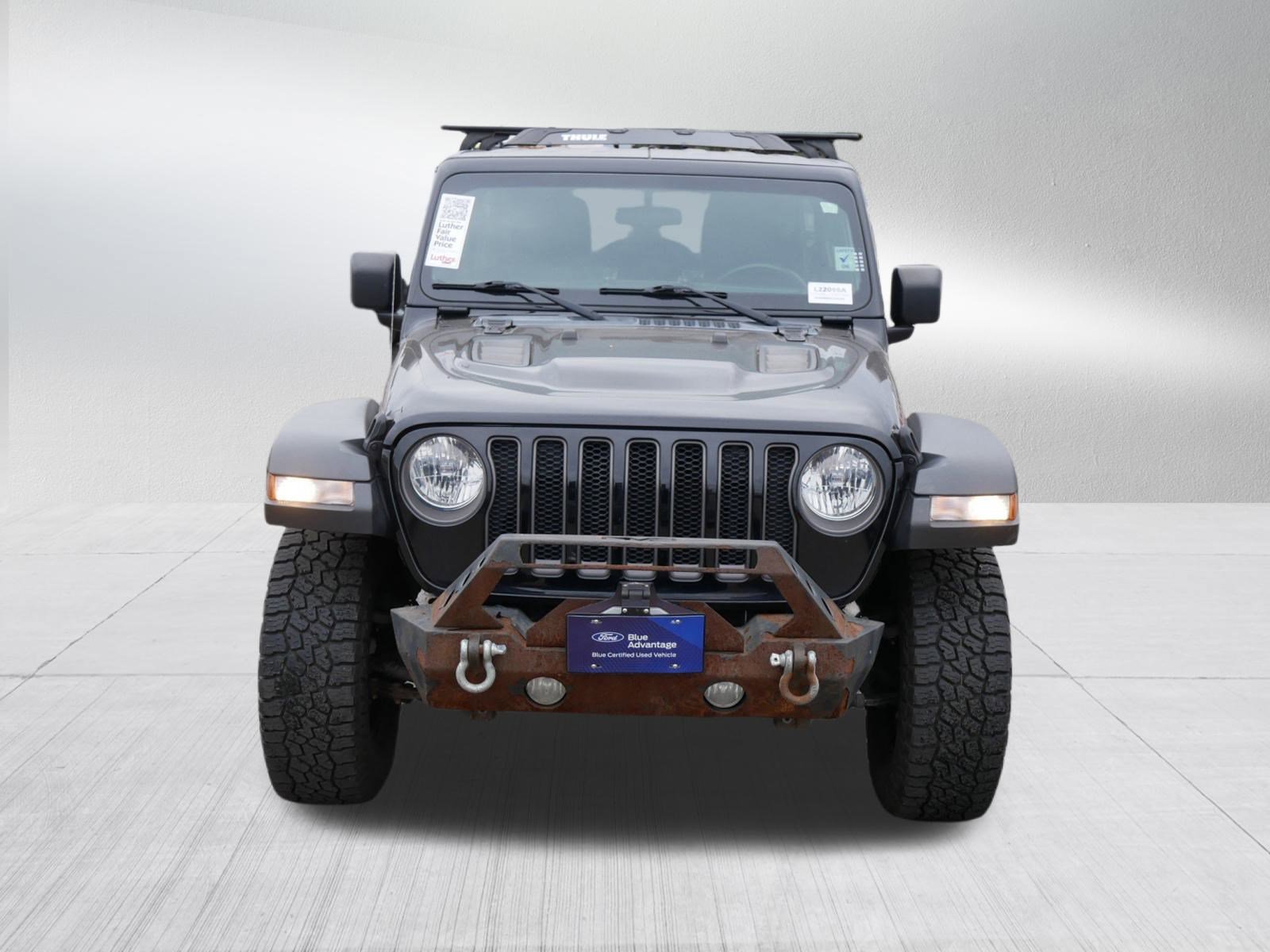 Used 2018 Jeep Wrangler Unlimited Rubicon w/ Cold Weather Group image 2