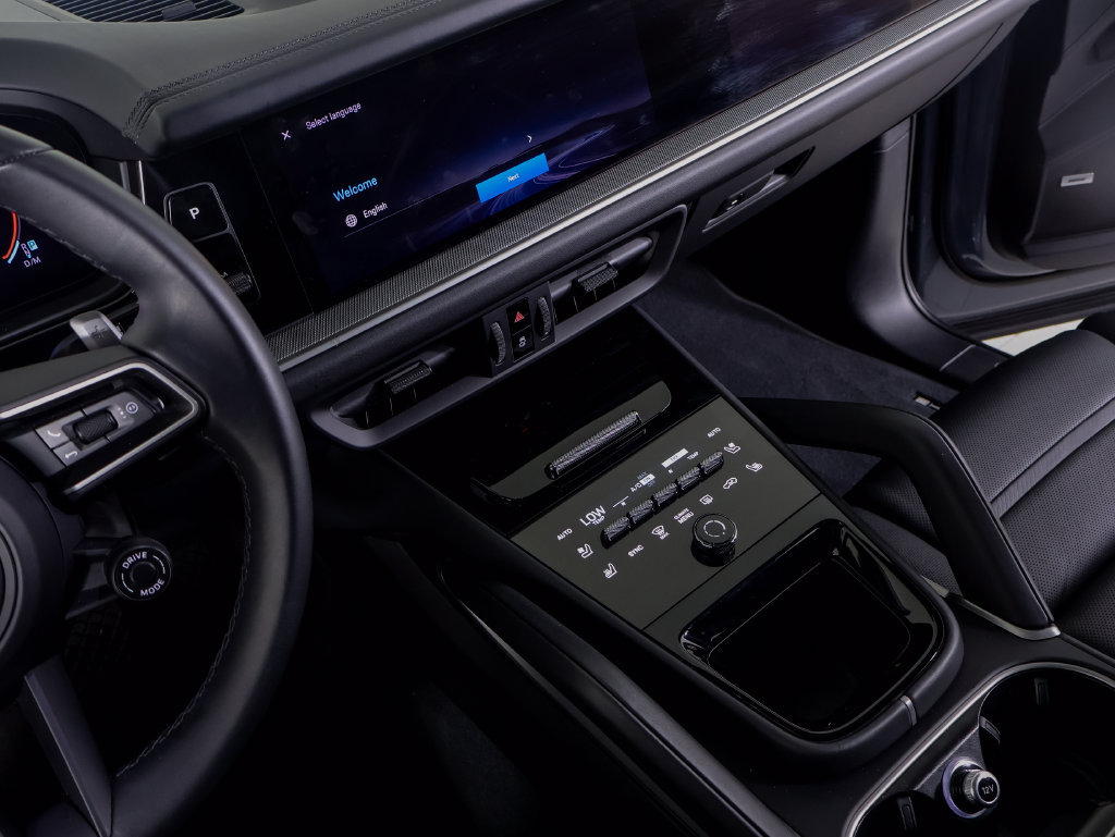 Certified 2026 Porsche Cayenne Coupe AWD/4WD image 16