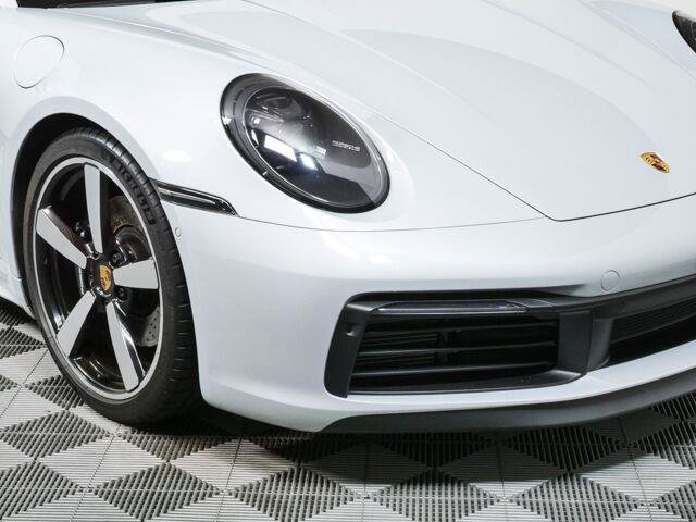 Used 2024 Porsche 911 Carrera 4S AWD/4WD image 32