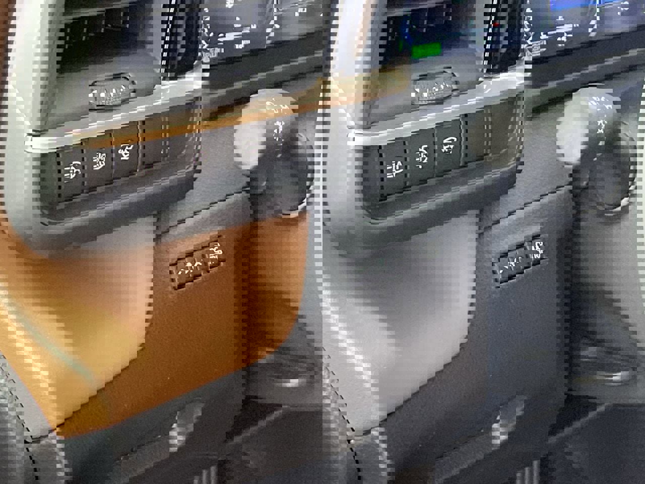 New 2026 Toyota Crown Signia image 12