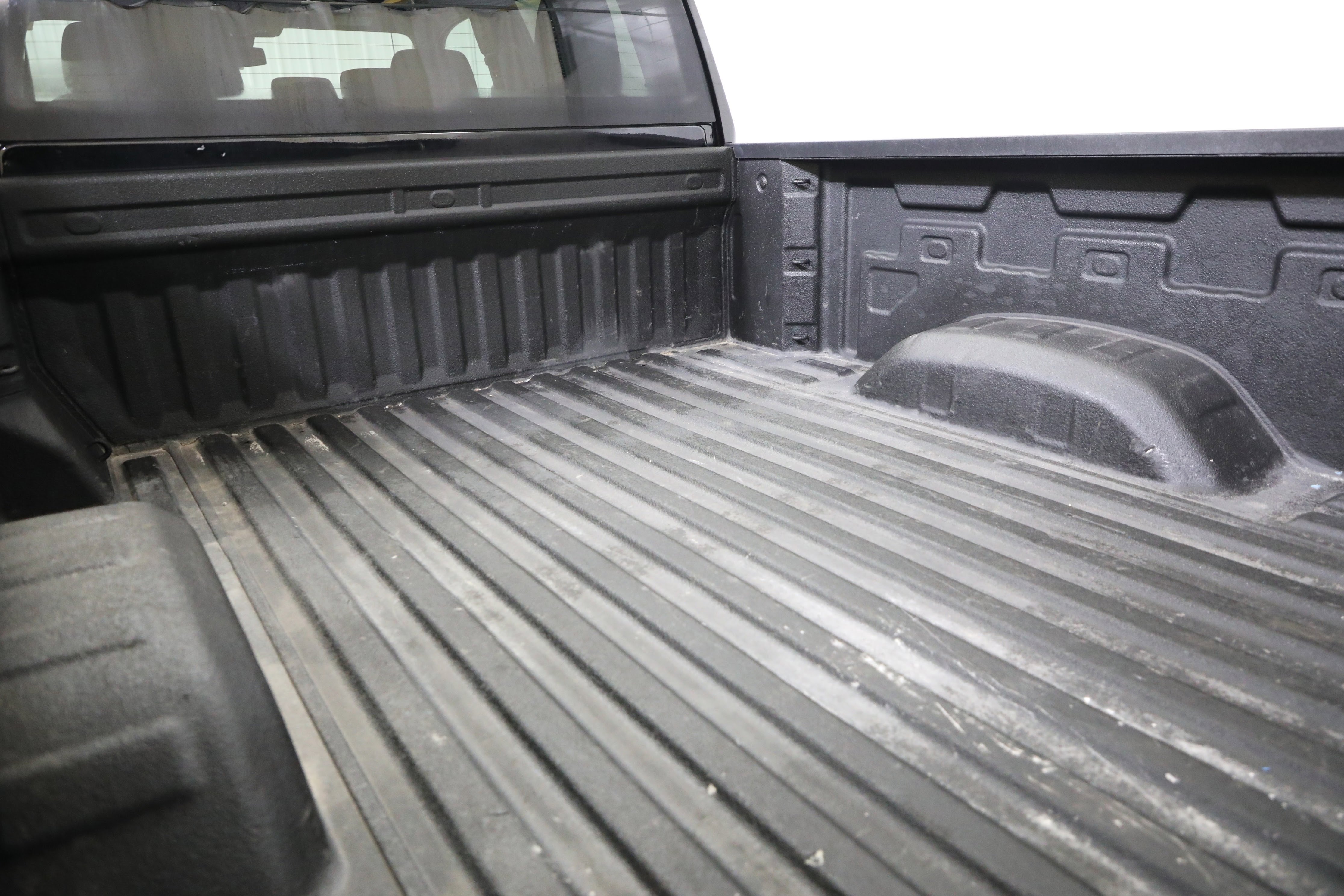 Used 2024 Chevrolet Silverado 2500 Custom w/ Custom Value Package image 20