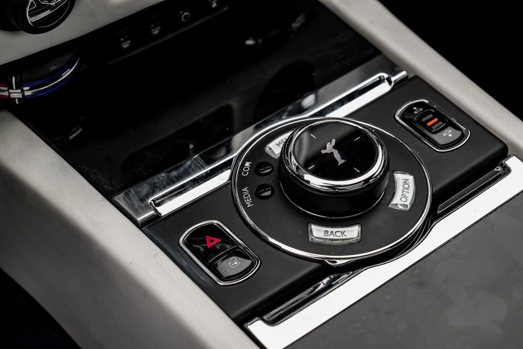 Used 2019 Rolls-Royce Ghost image 28