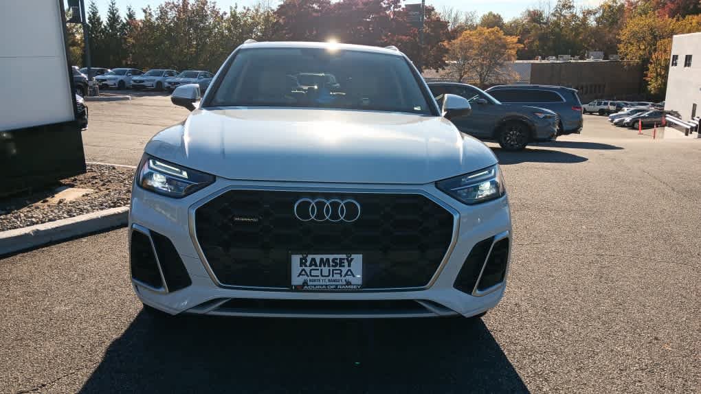 Used 2023 Audi Q5 2.0T Premium Plus w/ Premium Plus Package AWD/4WD image 7