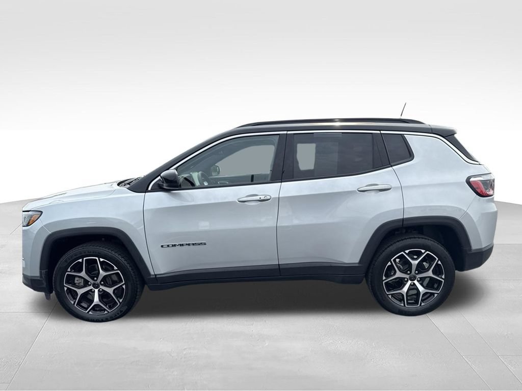 Certified 2025 Jeep Compass Limited AWD/4WD image 7