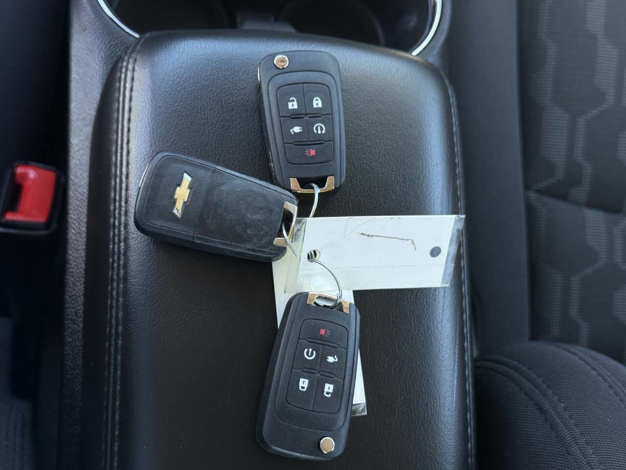 Used 2015 Chevrolet Volt FWD image 25