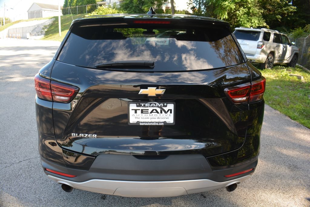 Used 2025 Chevrolet Blazer LT FWD image 6