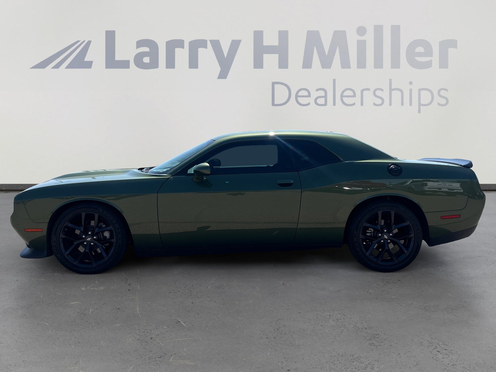 Used 2023 Dodge Challenger GT w/ Blacktop Package RWD image 2