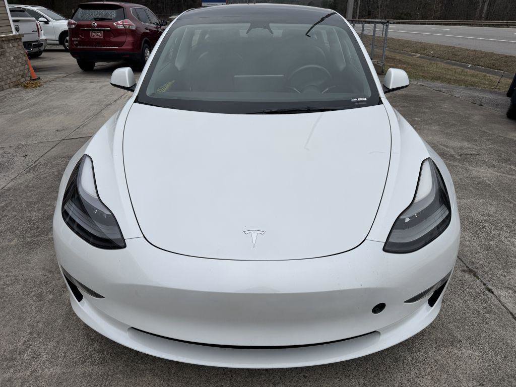 Used 2023 Tesla Model 3 Standard Range image 3