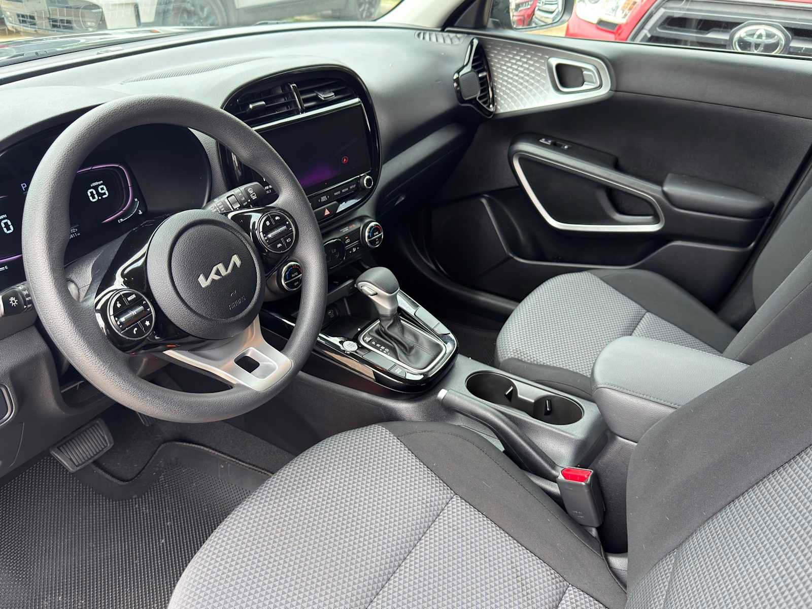 Certified 2023 Kia Soul S image 10