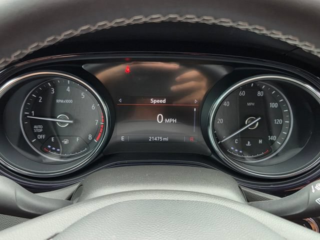 Used 2022 Buick Encore GX Select w/ Sport Touring Package FWD image 21