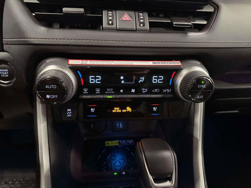 Used 2025 Toyota RAV4 Limited w/ Advanced Technology Package image 29