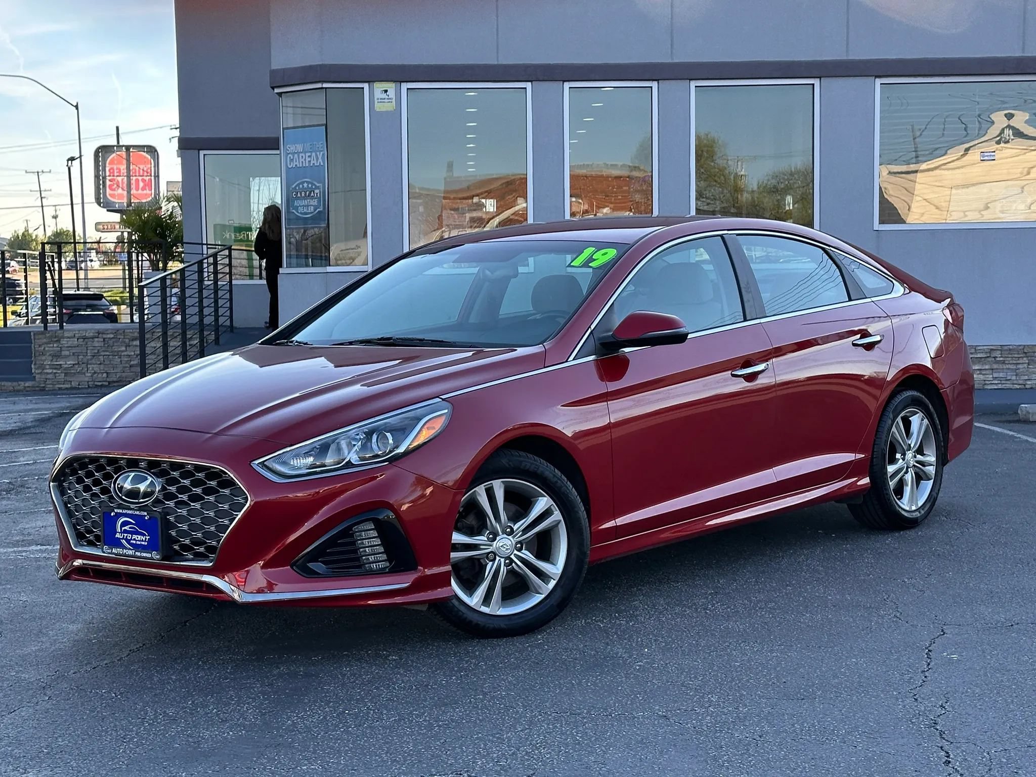 Used 2019 Hyundai Sonata SEL FWD image 1