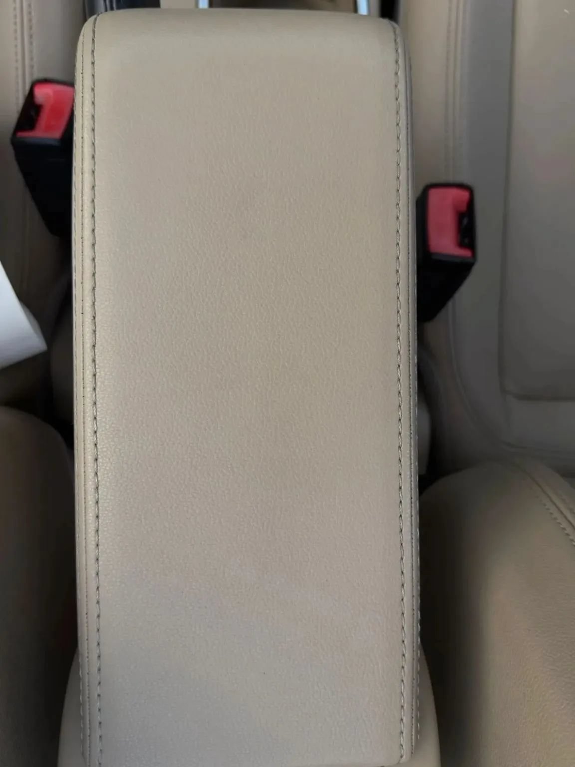 Used 2013 Volkswagen Beetle TDI FWD image 29